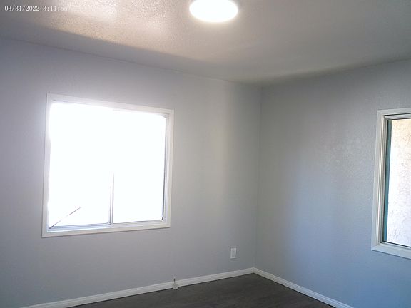 4th image of 565 Casselman St APT A