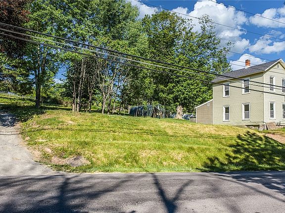 4th image of Franklin St Lot 7