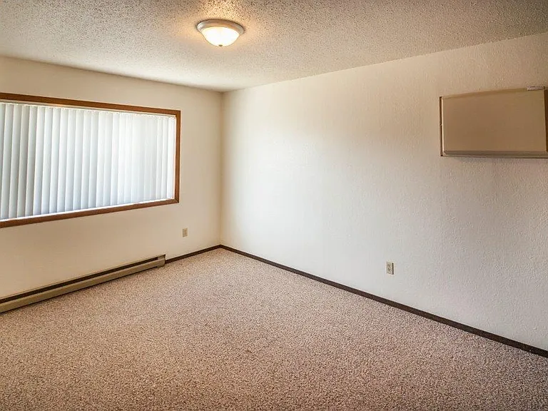 Lakota Village Townhomes — Photo 19