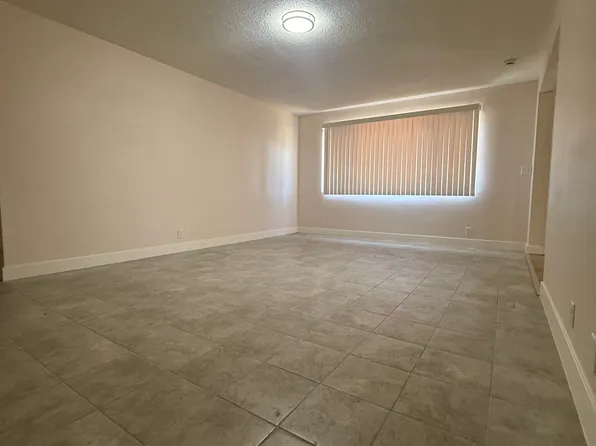 3155 Banning Ave Unit A, Lynwood, CA 90262