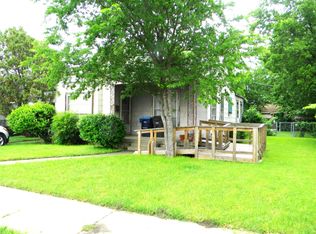 3721 S Henderson St, Fort Worth, TX 76110