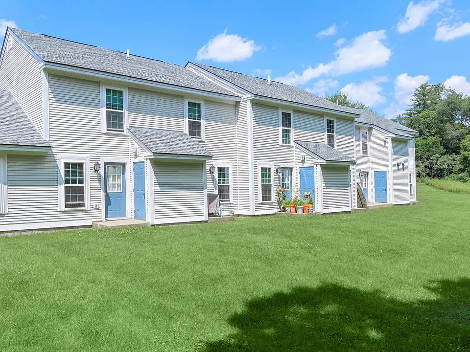 125 Meadow Ln
