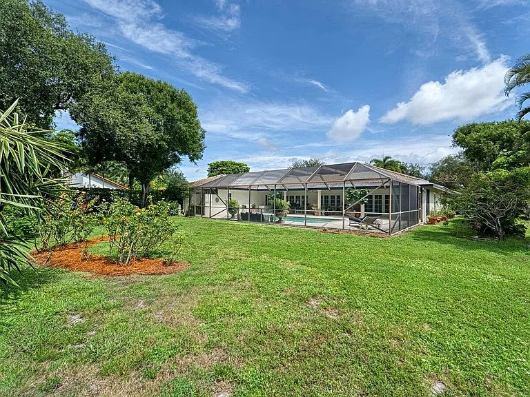 2908 Banyan Boulevard Cir NW — Photo 79