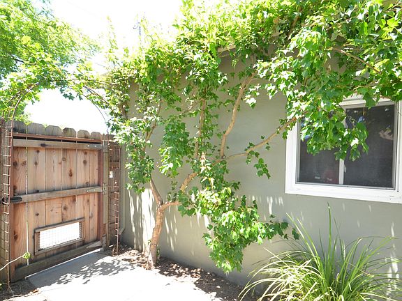 Front Patio Entry Gate