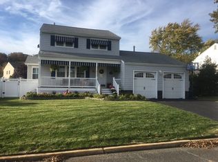 29 Sylvan Dr, Neptune, NJ 07753