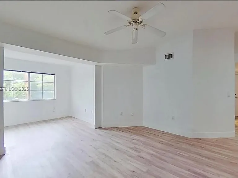 2544 Centergate Dr #303 — Photo 3