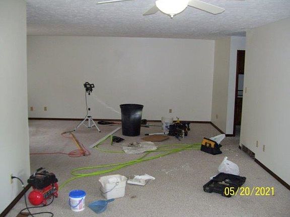 5th image of 1202-1204 Hahn Ct