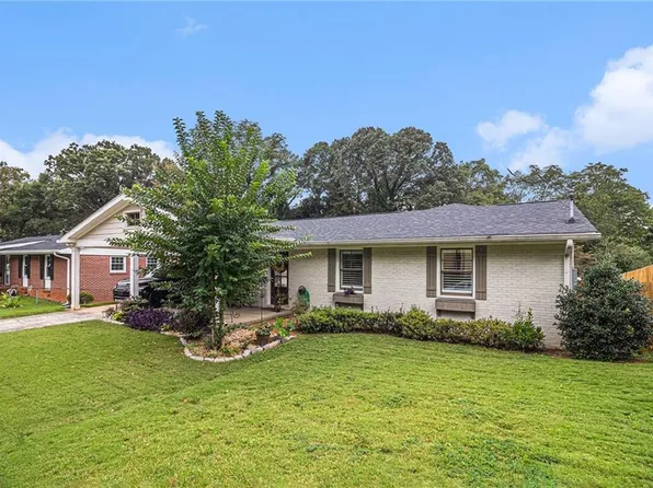 3525 Victoria St, College Park, GA 30337