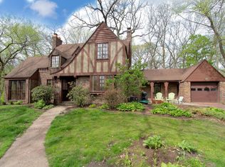 525 Forest Glen St, Ames, IA 50014