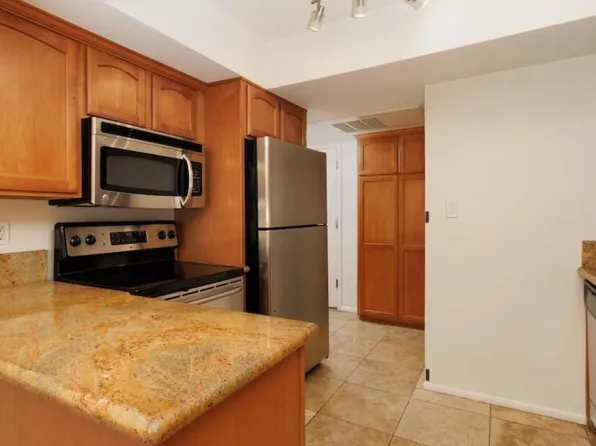 3807 N 30th St Unit 8, Phoenix, AZ 85016