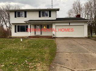 1213 Pickwick Pl, Flint, MI 48507