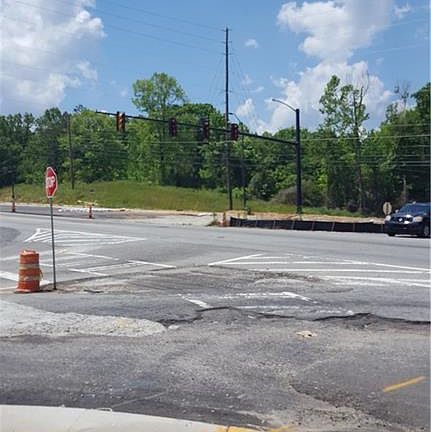 2nd image of 7669 Highway 92