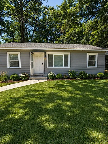 213 Johns Rd Photo 1
