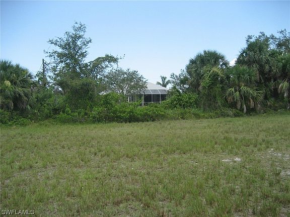 2nd image of 1900 NW 28th Pl