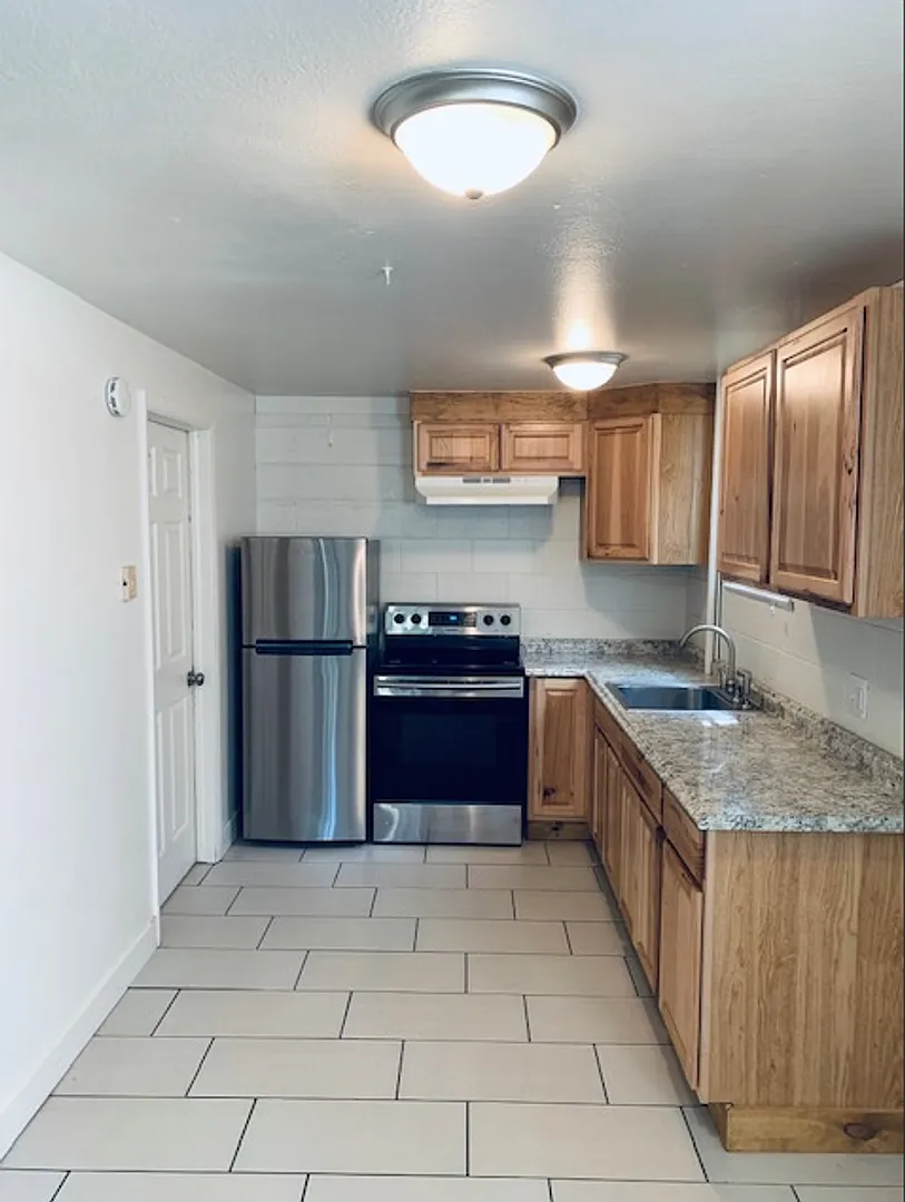 2 Bed 1 Bath in Fort Collins — Photo 3