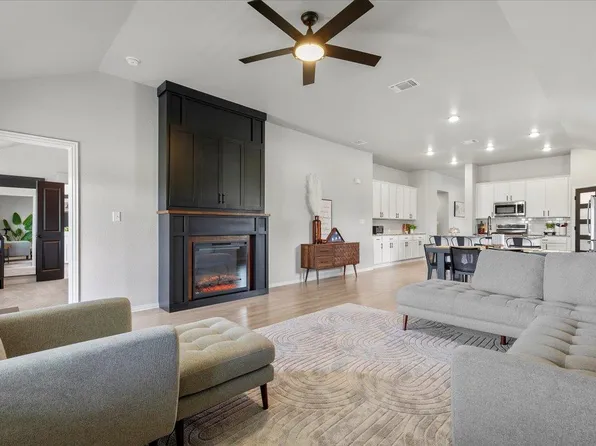 205 Bright Star Ln, Georgetown, TX 78628