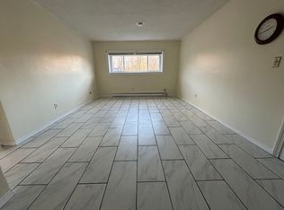 135A Winthrop St APT 3A, Framingham, MA 01702