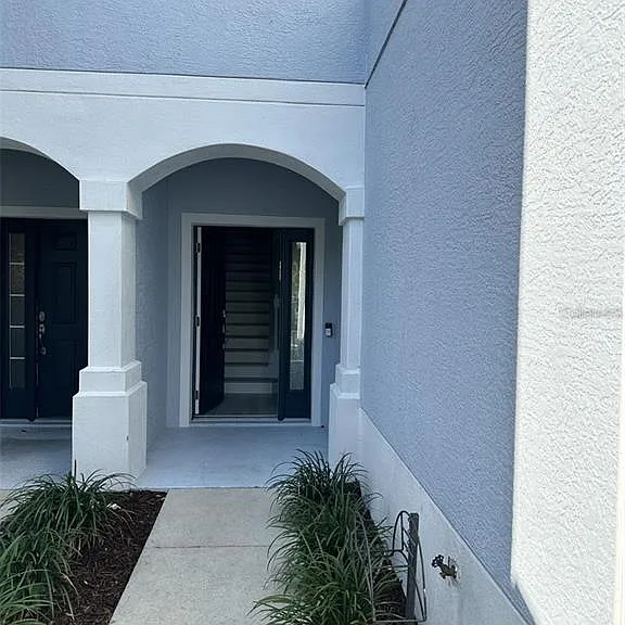 4500 SW 52nd Cir #105 — Photo 1