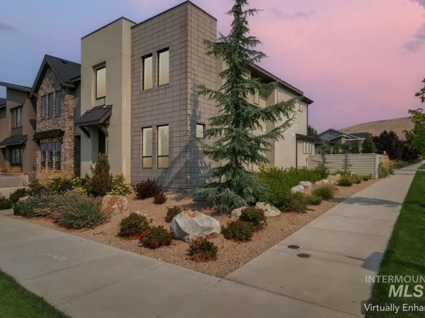 4446 E Parkcenter Blvd, Boise, ID 83716