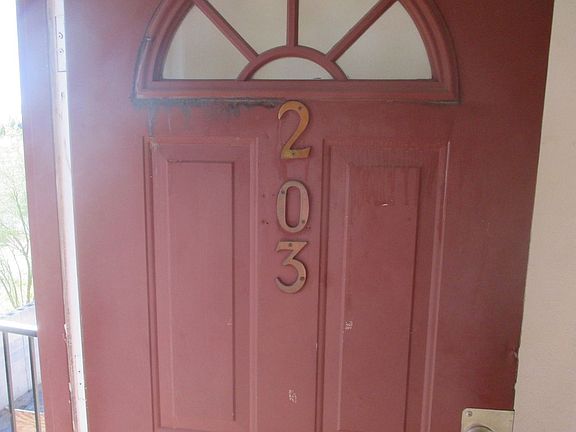 2nd image of 3742 N Fairview Ave APT 203