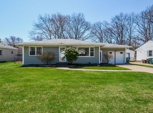 1129 Englewood Ave, Norton Shores, MI