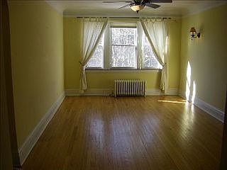 3rd image of 1118 Harrison St #19
