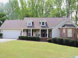 614 City Park Dr SE, Arab, AL 35016