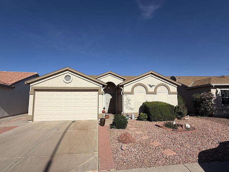 1st image of 6761 S Oakmont Dr