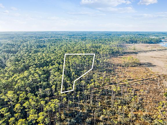 5th image of 13-22 N 16th St