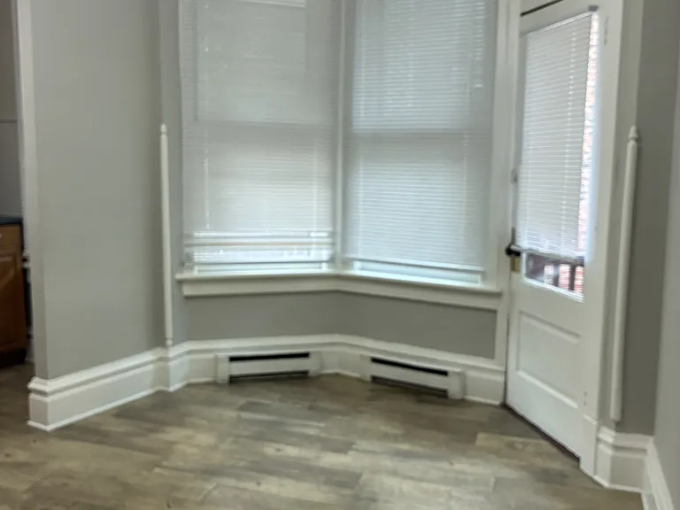 610 N 2nd St #3 — Photo 4