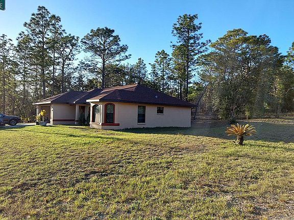 5th image of 2301 W Newhope Ln