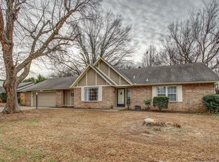 9808 E 117th Pl, Bixby, OK 74008