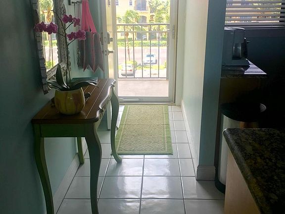 4th image of 7420 S Ocean Dr APT 415