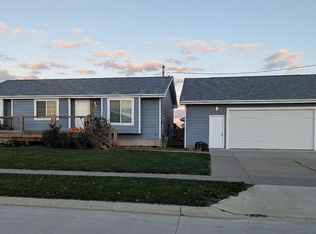 401 NE Mandy Ave, Elkhart, IA 50073