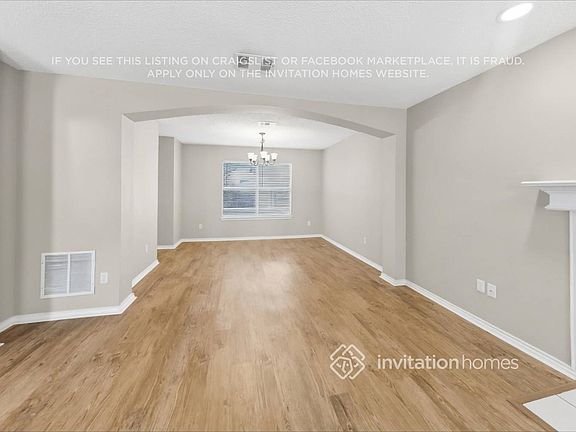 5th image of 703 Meadowgate Dr