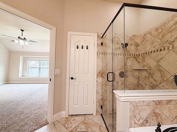 4th image of 4307 Gleneagles Dr