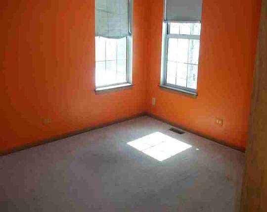 4th image of 540 Abbeywood Dr