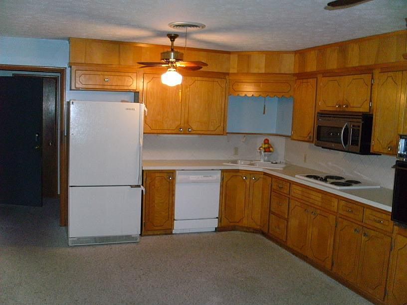 2nd image of 117 E Blair Ave