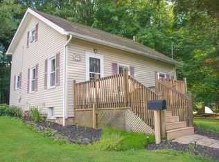 13 Dewey Ave, Clifton Springs, NY 14432