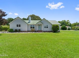 500 Greenfield Pl, Sneads Ferry, NC 28460