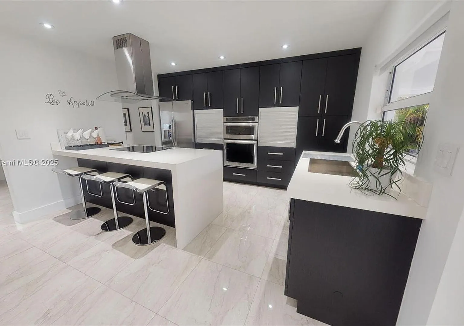 10805 SW 156th Terrace 1, Miami, FL 33157 — Photo 1