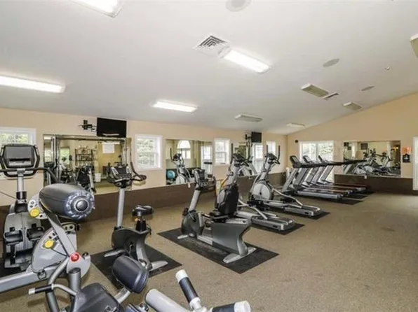 6 Captains Ct Unit 5, Madison, WI 53719