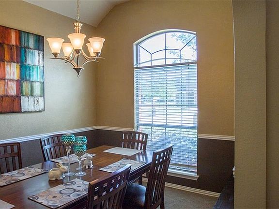 5th image of 4645 Prickly Pear Dr