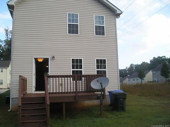 2nd image of 109 High Bluff Cir