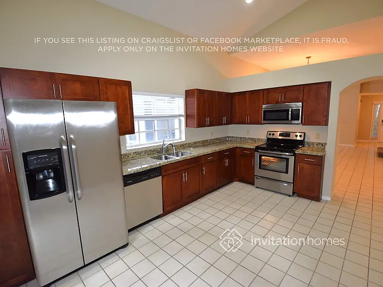 10 Blenheim Ct — Photo 5