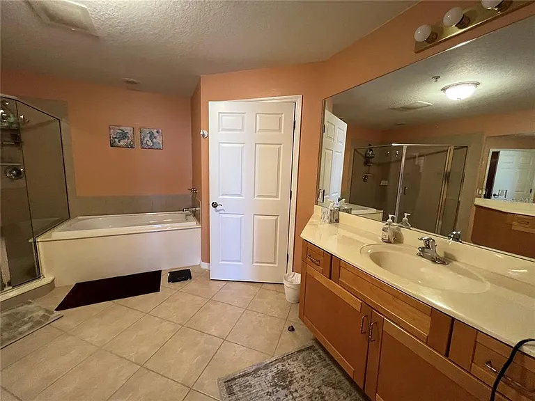 1188 N Tamiami Trl #403 — Photo 13