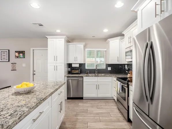 508 S ERNIE Place, Tempe, AZ 85281