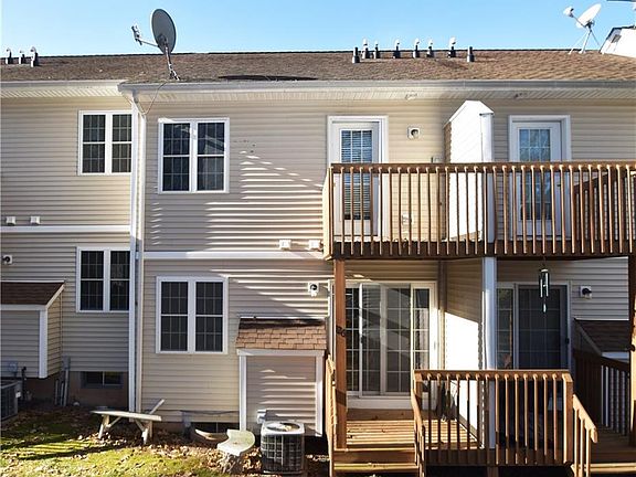 4th image of 126 Marjorie Ln #126