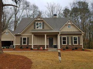 25 E 2nd St, Newnan, GA 30263