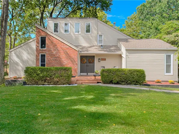 7004 N Belleview Ave, Kansas City, MO 64118